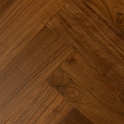 Паркетная доска Karelia Earth Орех Гармония Walnut Harmonic HB 1179ABHB8HARM111 натур венгерская елка 600×125×14