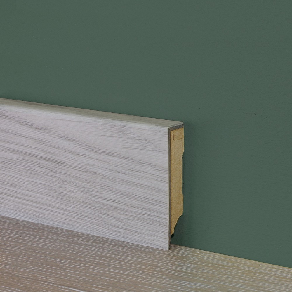 Виниловый плинтус для пола