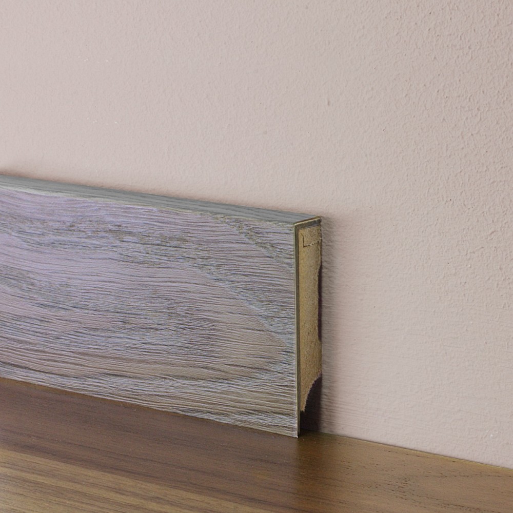 Виниловый плинтус для пола