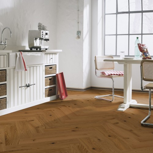 Паркетная доска Meister PS 500 Residence Дуб витал лак 8377 елка 710×142×13 Паркетная доска Meister PS 500 Residence Дуб витал лак 8377 елка 710×142×13