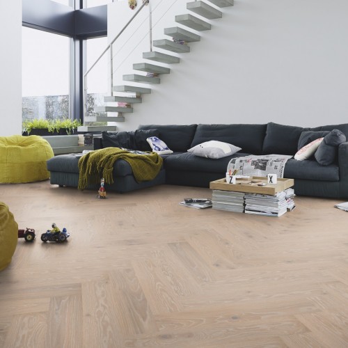 Паркетная доска Meister PS 500 Residence Дуб витал Белоснежный 8803 елка 710×142×13 Паркетная доска Meister PS 500 Residence Дуб витал Белоснежный 8803 елка 710×142×13