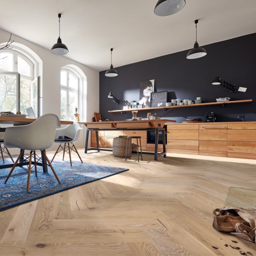 Паркетная доска Meister PS 500 Residence Дуб витал Белёный 8804 елка 710×142×13 Паркетная доска Meister PS 500 Residence Дуб витал Белёный 8804 елка 710×142×13