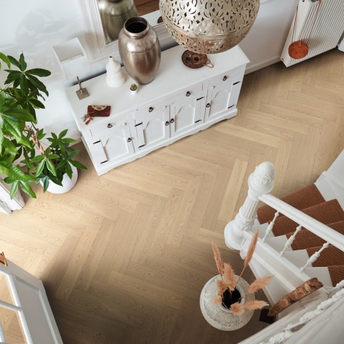 Паркетная доска Meister PS 500 Residence Дуб гармония Простой лак 8817 елка 710×142×13 Паркетная доска Meister PS 500 Residence Дуб гармония Простой лак 8817 елка 710×142×13