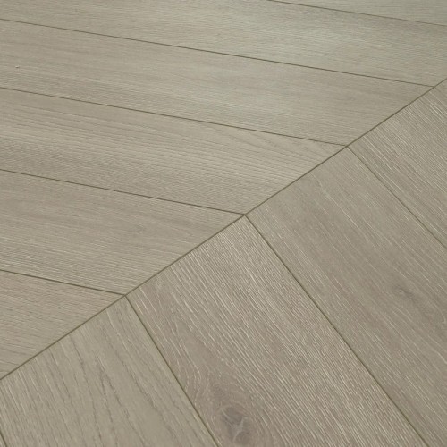 Ламинат CBM Chevron Дуб Понтейн 602 французская елка 679×147×12