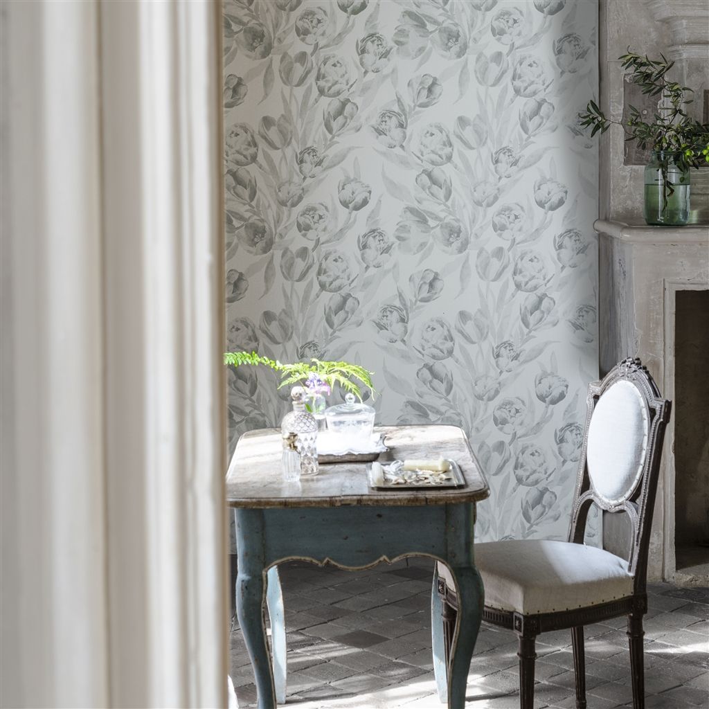 Обои Designers Guild Marquisette Fontainebleau-Graphite PDG685/04 фото в интерьере Обои Designers Guild Marquisette Fontainebleau-Graphite PDG685/04 фото в интерьере