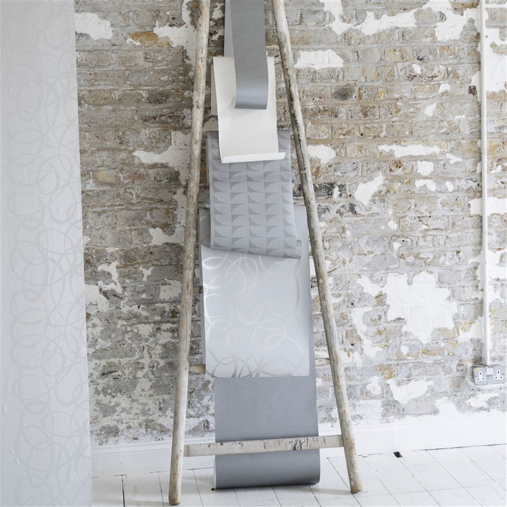 Обои Designers Guild Marquisette Ernani-Dusk P502/59 фото в интерьере Обои Designers Guild Marquisette Ernani-Dusk P502/59 фото в интерьере