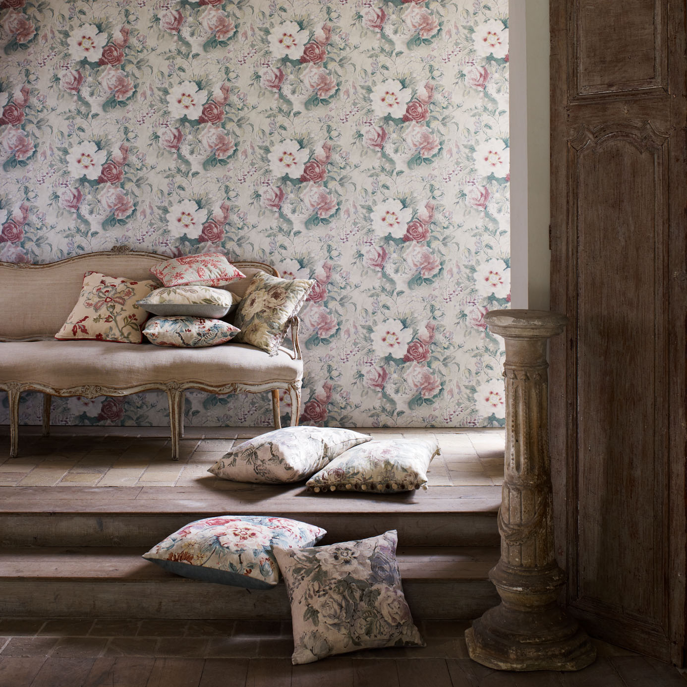 Обои Sanderson Fabienne Giselle 214089 фото в интерьере Обои Sanderson Fabienne Giselle 214089 фото в интерьере