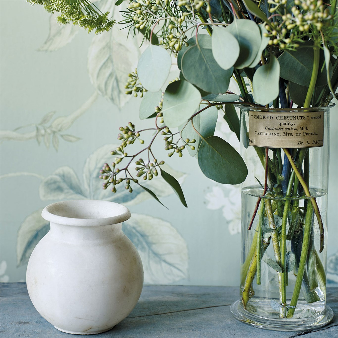 Обои Sanderson Woodland Walk Chestnut Tree 215710 фото в интерьере Обои Sanderson Woodland Walk Chestnut Tree 215710 фото в интерьере