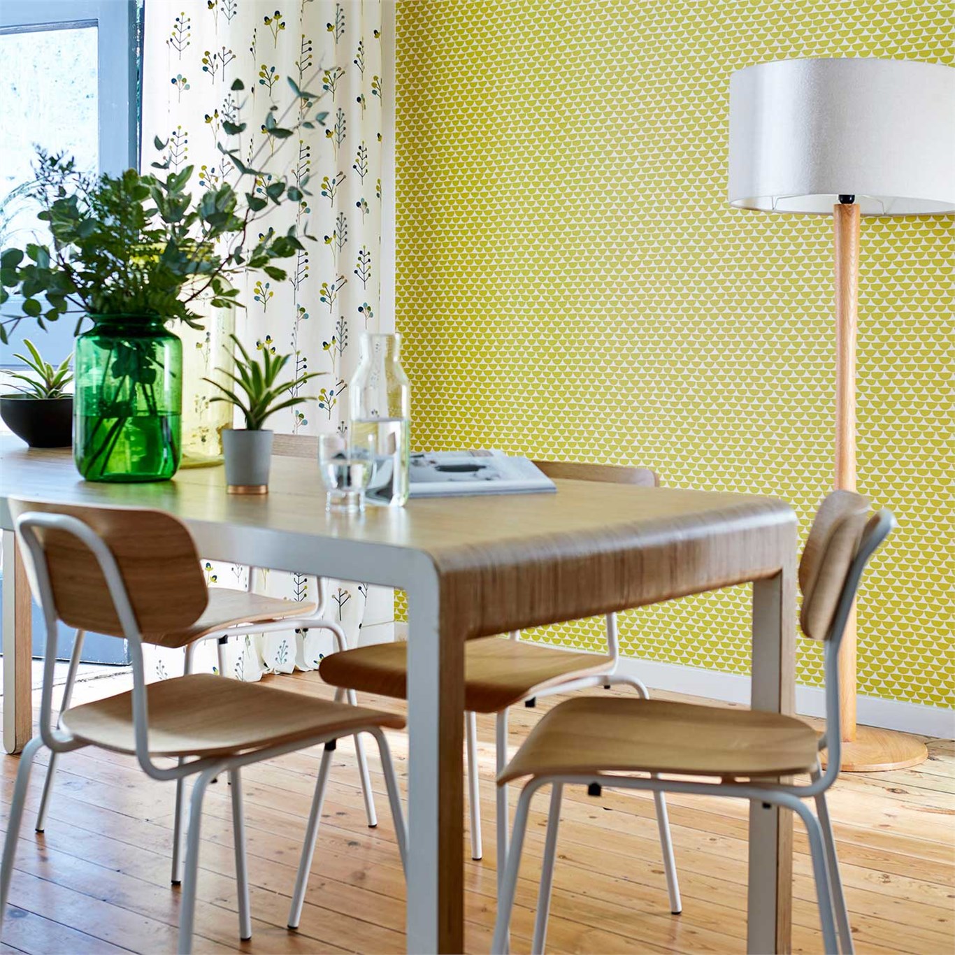 Обои Scion Noukku Kielo 111532 фото в интерьере Обои Scion Noukku Kielo 111532 фото в интерьере