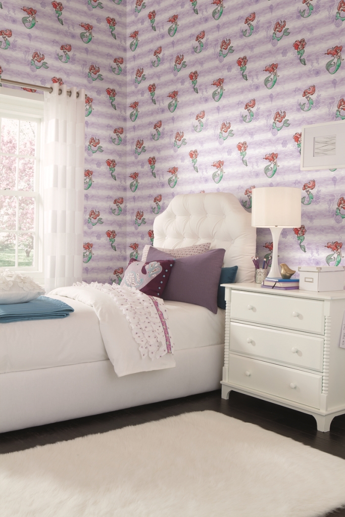 Обои York Disney IV Disney The Little Mermaid Swim DI0955 фото в интерьере Обои York Disney IV Disney The Little Mermaid Swim DI0955 фото в интерьере