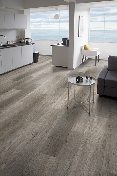 Пробковый пол замковый CorkArt Design concept Enzo DW 4009 DNN B 1200×210×10,5 фото в интерьере