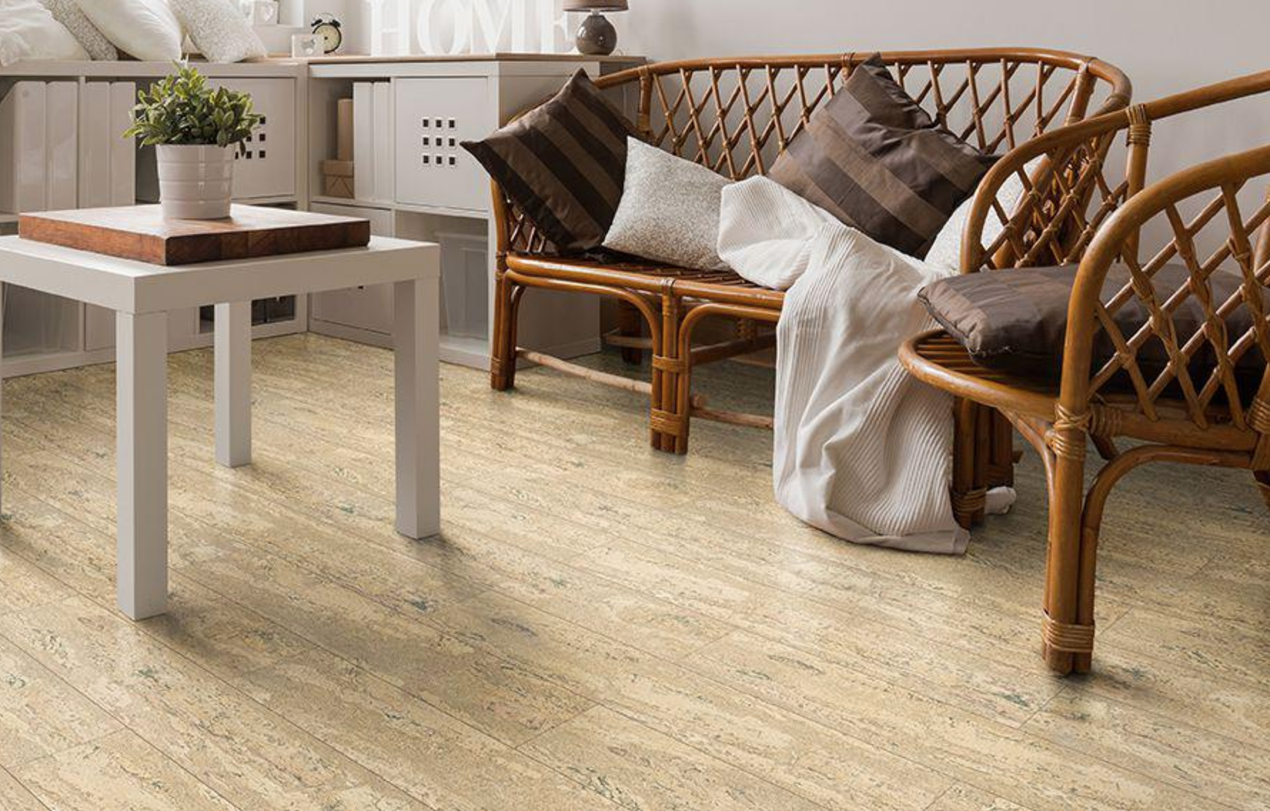Пробковый пол клеевой Corkstyle CorkPro Comprido Vanilla 915×200×6 фото в интерьере