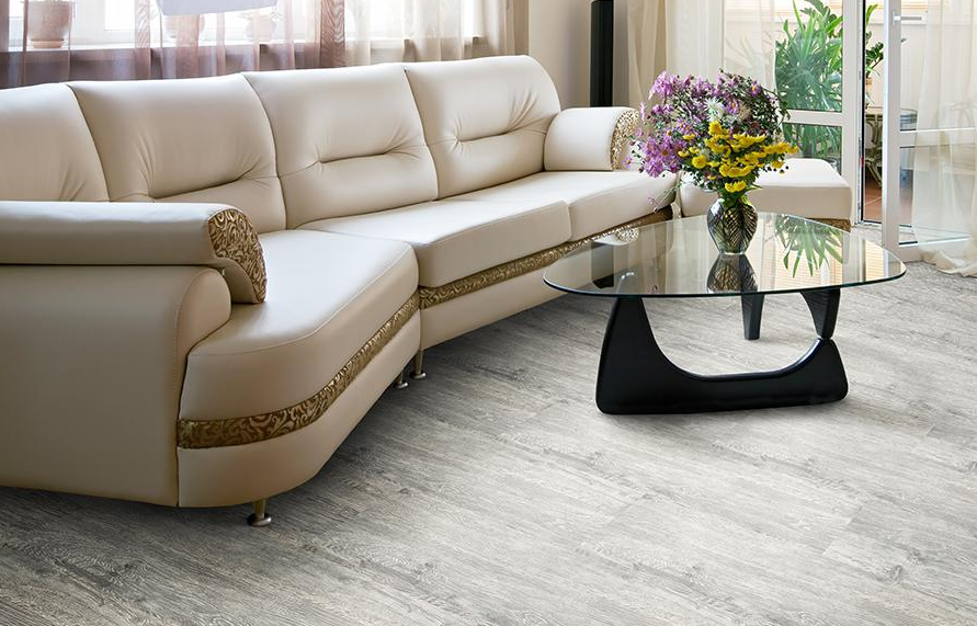 Пробковый пол клеевой Corkstyle Wood Oak Castle white 915×305×6 фото в интерьере