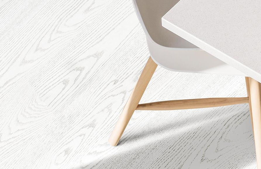 Пробковый пол замковый Corkstyle Wood XL Oak White 1235×200×10 фото в интерьере