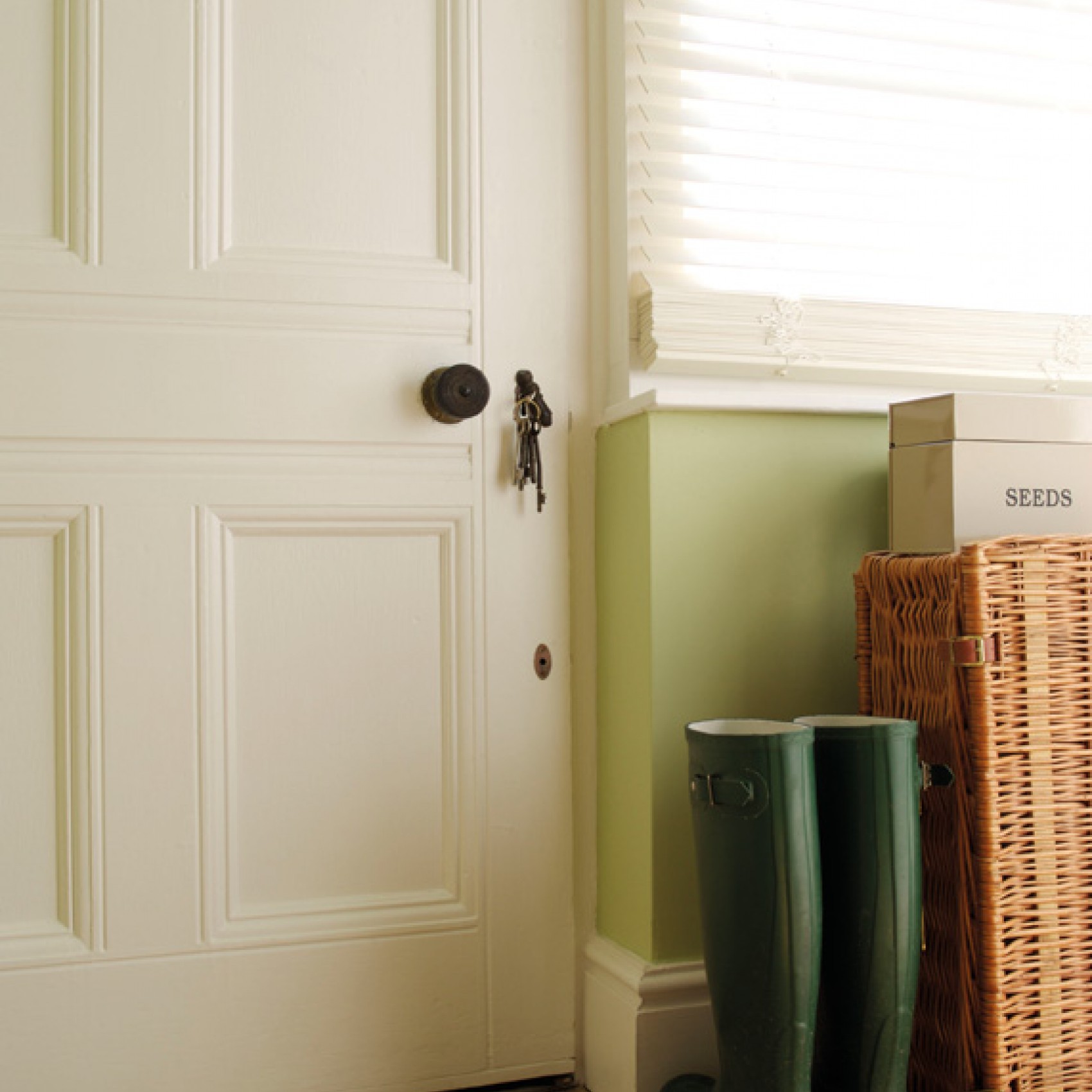 Краска Little Greene цвет Slaked Lime 105 Absolute Matt 0,25 л Краска Little Greene цвет Slaked Lime 105 Absolute Matt 0,25 л