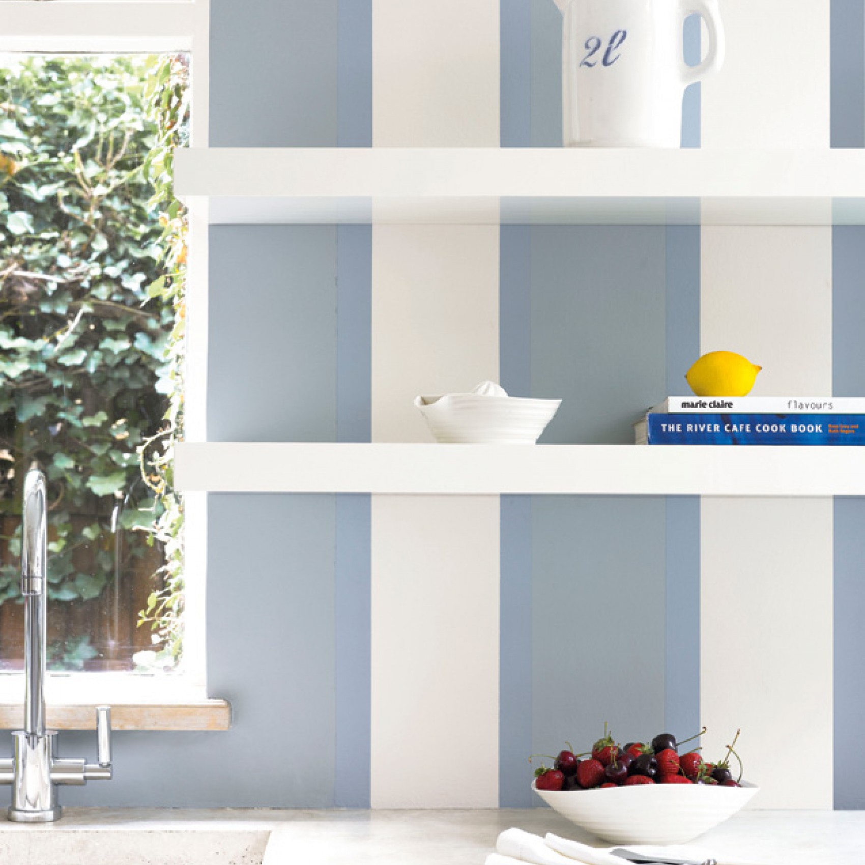 Краска Little Greene цвет Hollyhock 25 Absolute Matt 0,25 л