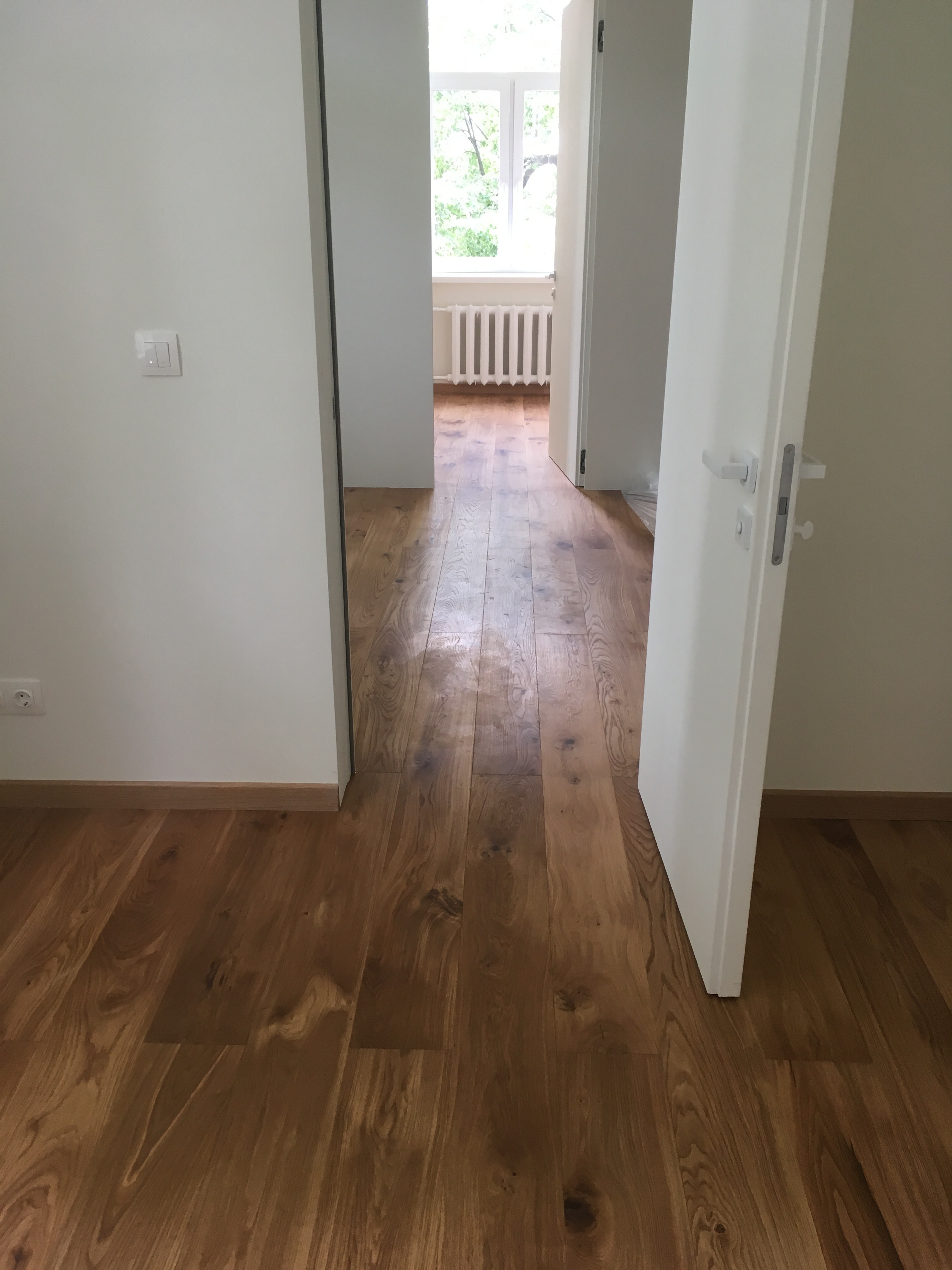 Инженерная доска Cora Natural Oak Classic rustic 1600-2400×155×16 фото в интерьере Инженерная доска Cora Natural Oak Classic rustic 1600-2400×155×16 фото в интерьере