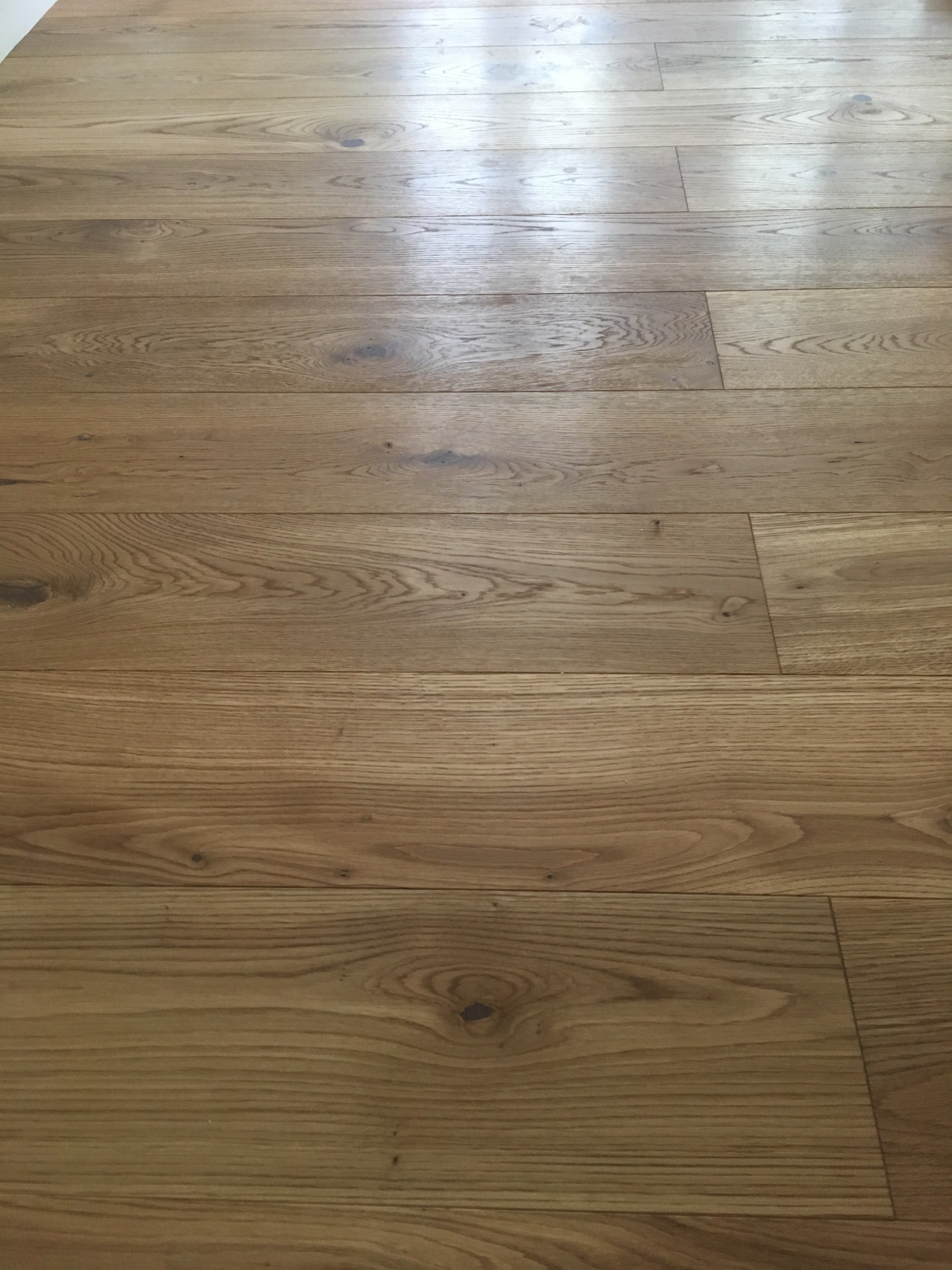 Инженерная доска Cora Natural Oak Classic rustic 1600-2400×155×16 фото в интерьере