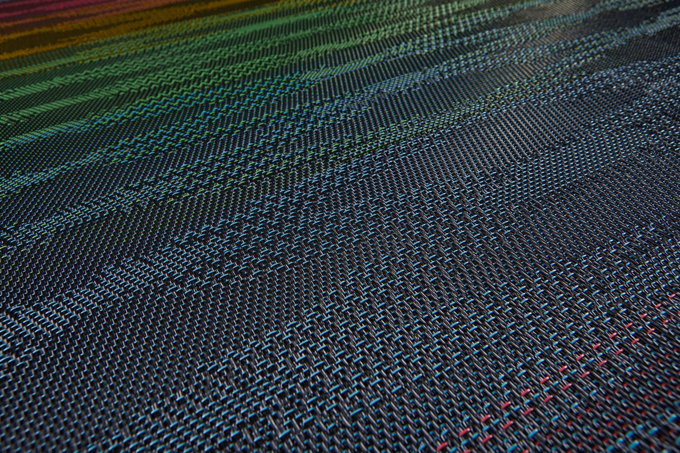 Виниловый пол Bolon плетёный Missoni Fireworks Black 109579 25000×2000×3 Виниловый пол Bolon плетёный Missoni Fireworks Black 109579 25000×2000×3