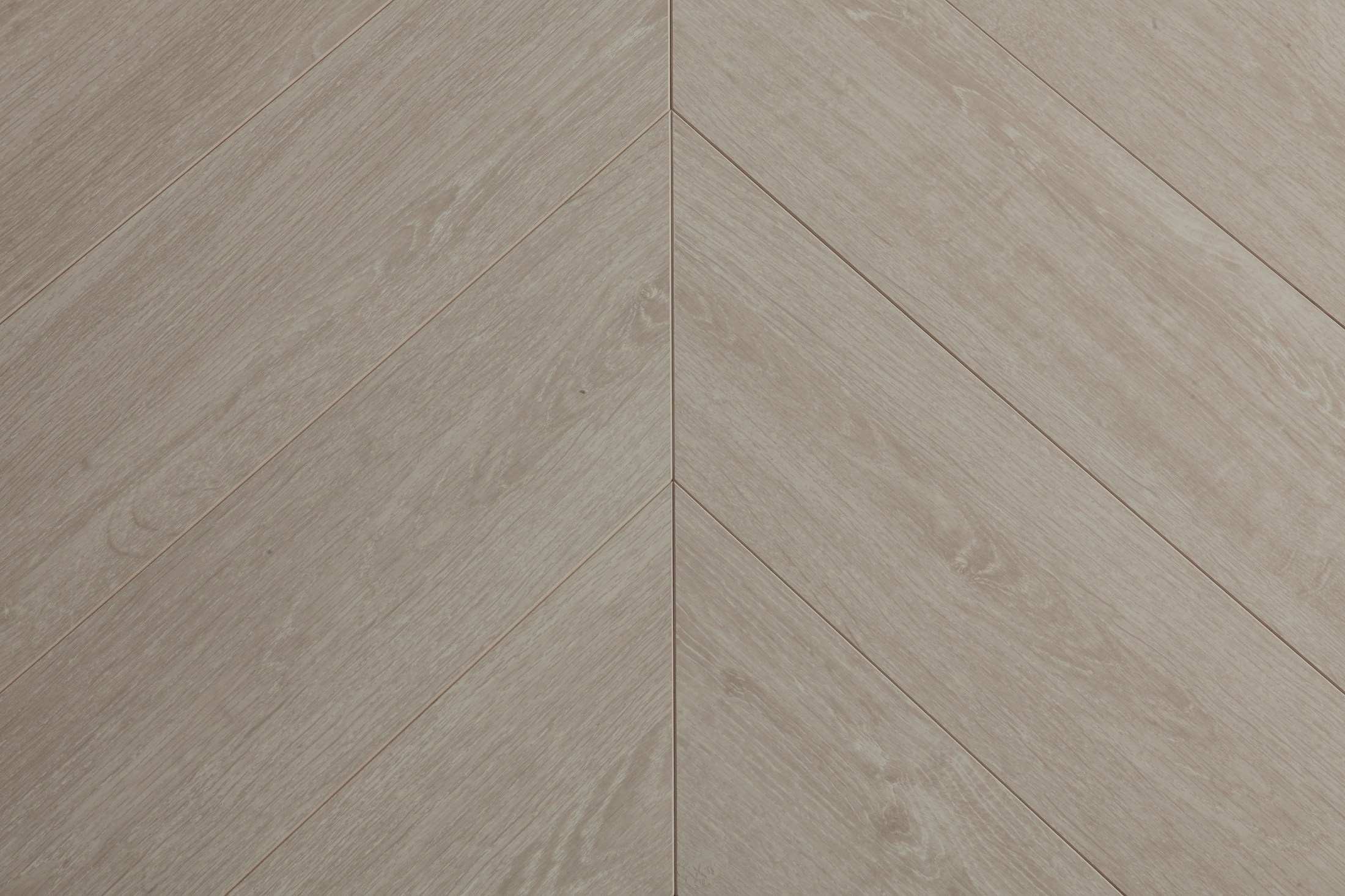 Ламинат CBM Ostrost Дуб Дие 501 французская елка 729,6×129,3×12 Ламинат CBM Ostrost Дуб Дие 501 французская елка 729,6×129,3×12