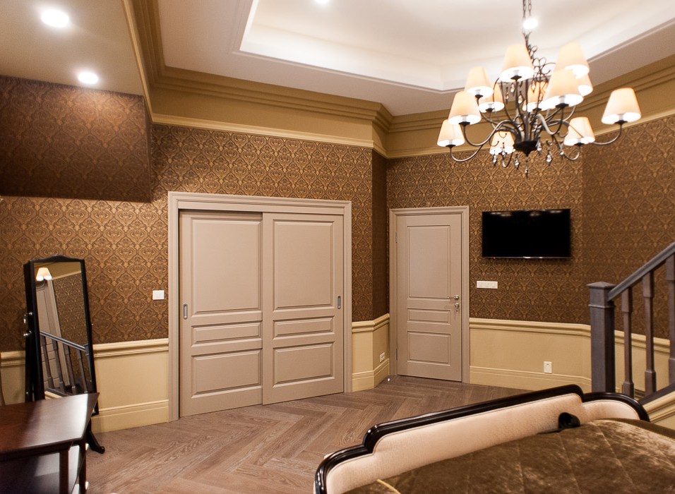 Гибкий молдинг под покраску Orac Decor Orac Luxxus P8050F 2000×120×30 фото в интерьере Гибкий молдинг под покраску Orac Decor Orac Luxxus P8050F 2000×120×30 фото в интерьере