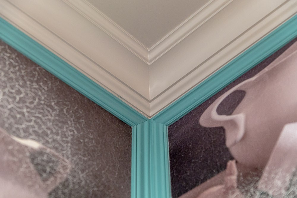 Молдинг под покраску Orac Decor Axxent PX117 2000×35×15 фото в интерьере