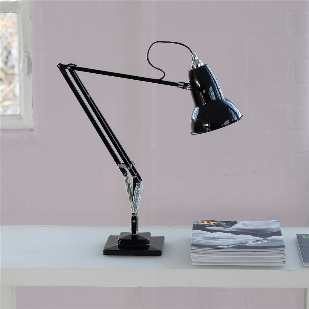 Краска Designers Guild цвет Leaded Mauve 152 Perfect Eggshell 1 л Краска Designers Guild цвет Leaded Mauve 152 Perfect Eggshell 1 л