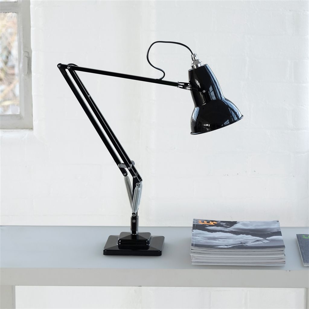 Краска Designers Guild цвет Whitewash 2 Perfect Matt 0.125 л Краска Designers Guild цвет Whitewash 2 Perfect Matt 0.125 л