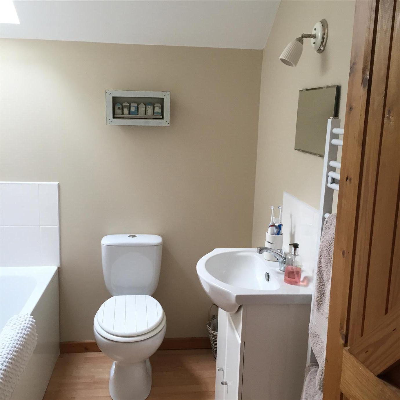 Краска Farrow & Ball цвет Joa's White 226 Estate Emulsion 0,1 л купить