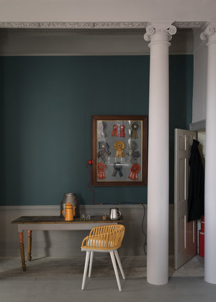 Краска Farrow & Ball цвет Peignoir 286 Full Gloss 2,5 л фото в интерьере Краска Farrow & Ball цвет Peignoir 286 Full Gloss 2,5 л фото в интерьере