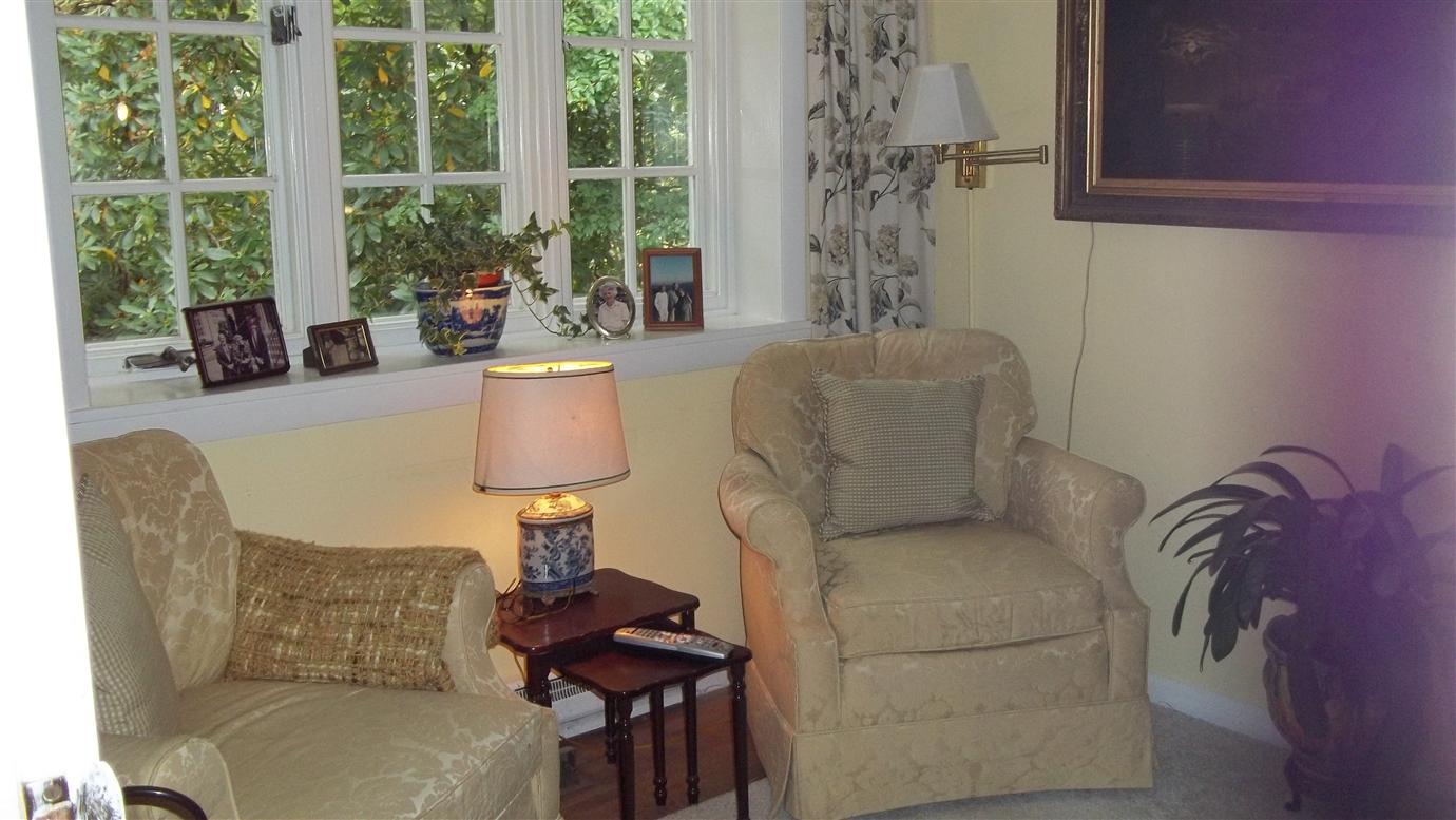 Краска Farrow & Ball цвет Farrows Cream 67 Estate Emulsion 0,1 л Краска Farrow & Ball цвет Farrows Cream 67 Estate Emulsion 0,1 л