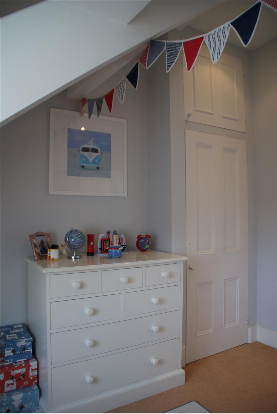 Краска Farrow & Ball цвет Blackened 2011 Estate Emulsion 0,1 л фото в интерьере Краска Farrow & Ball цвет Blackened 2011 Estate Emulsion 0,1 л фото в интерьере