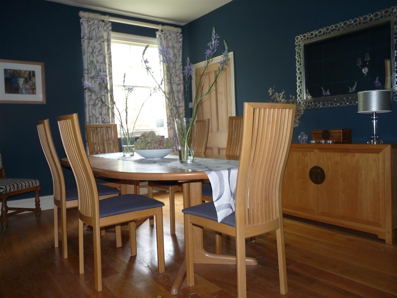 Краска Farrow & Ball цвет Hague Blue 30 Full Gloss 0,75 л фото в интерьере Краска Farrow & Ball цвет Hague Blue 30 Full Gloss 0,75 л фото в интерьере