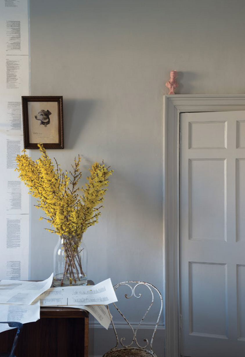 Краска Farrow & Ball цвет Purbeck Stone 275 Estate Emulsion 0,1 л фото в интерьере Краска Farrow & Ball цвет Purbeck Stone 275 Estate Emulsion 0,1 л фото в интерьере