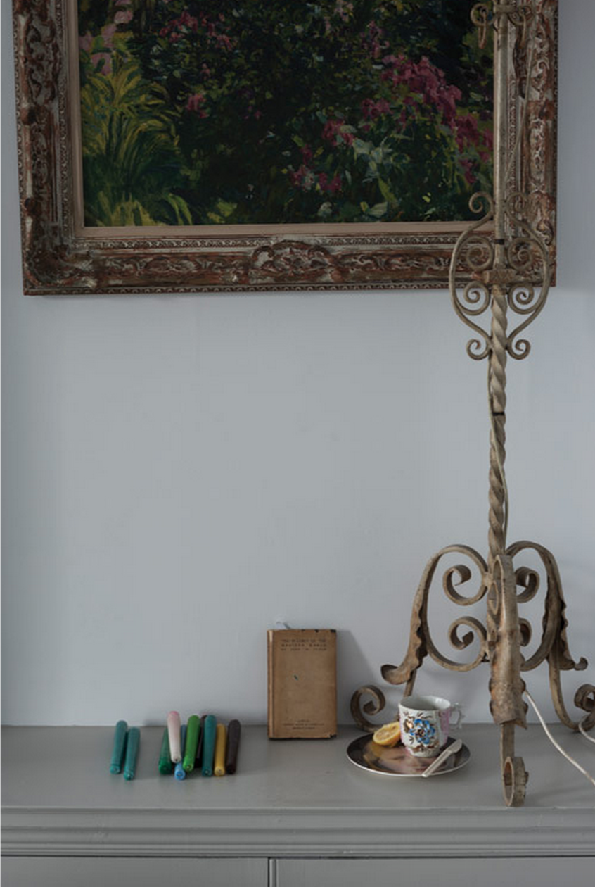 Краска Farrow & Ball цвет Wevet 273 Estate Emulsion 0,1 л фото в интерьере Краска Farrow & Ball цвет Wevet 273 Estate Emulsion 0,1 л фото в интерьере