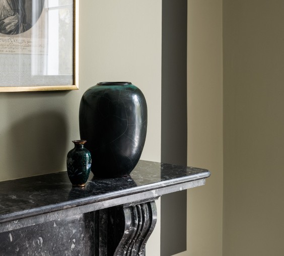 Краска Paint and Paper Library цвет Hornblende 186 Pure Flat Emulsion 0,125 л фото в интерьере Краска Paint and Paper Library цвет Hornblende 186 Pure Flat Emulsion 0,125 л фото в интерьере