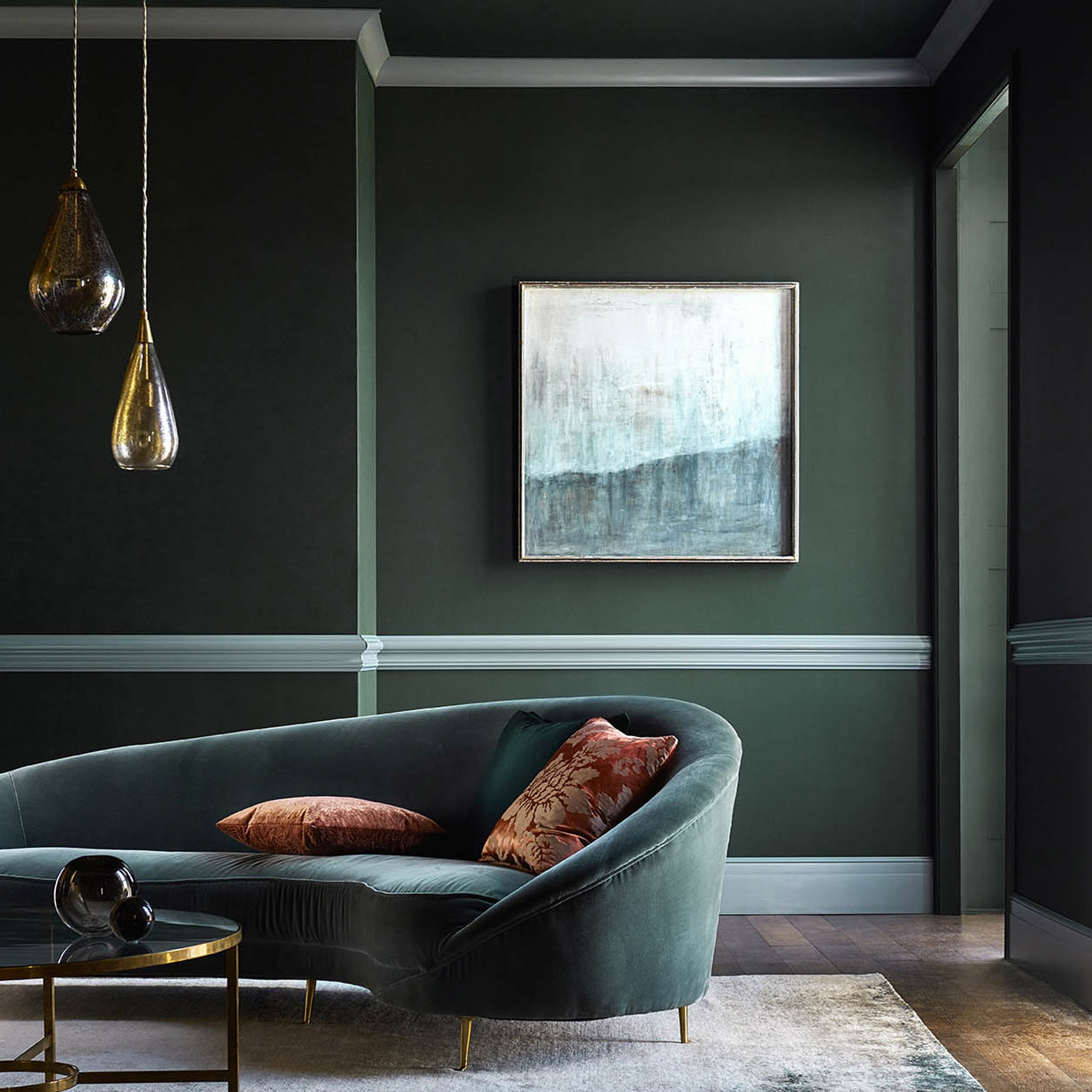 Краска Zoffany цвет Huntsman Green Elite Emulsion 0,2 л фото в интерьере