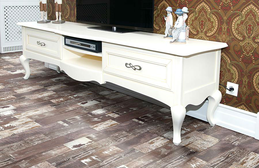 Пробковый пол клеевой Corkstyle Loft Wild 1235×305×6 фото в интерьере Пробковый пол клеевой Corkstyle Loft Wild 1235×305×6 фото в интерьере