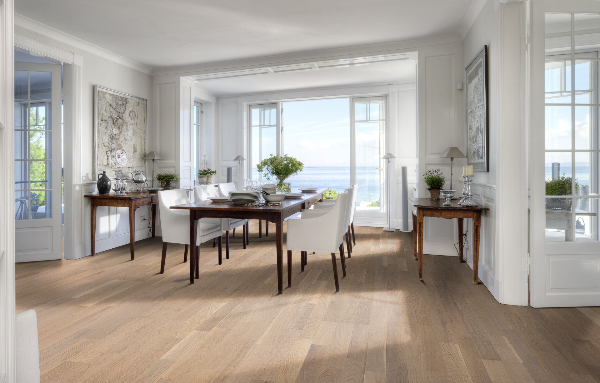 Паркетная доска Kahrs Трес Дуб Абетон Abetone 133NABEK1VKW240 Variation 2423×200×13 фото в интерьере Паркетная доска Kahrs Трес Дуб Абетон Abetone 133NABEK1VKW240 Variation 2423×200×13 фото в интерьере