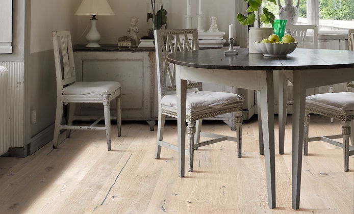 Паркетная доска Kahrs Дуб Олоф Olof 2420×187×15 фото в интерьере Паркетная доска Kahrs Дуб Олоф Olof 2420×187×15 фото в интерьере