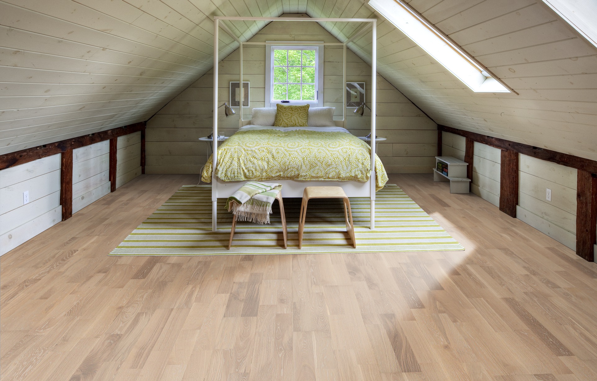 Паркетная доска Kahrs дуб Перистые облака Cirrus 2423×200×15 фото в интерьере Паркетная доска Kahrs дуб Перистые облака Cirrus 2423×200×15 фото в интерьере