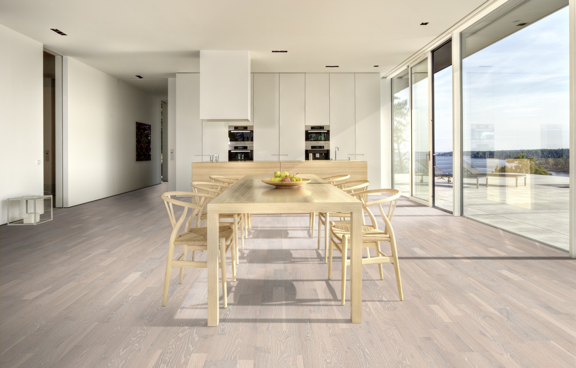 Паркетная доска Kahrs Гармония Дуб Известняк Limestone 153N0BEK0WKW240 Lively 2423×200×15 фото в интерьере Паркетная доска Kahrs Гармония Дуб Известняк Limestone 153N0BEK0WKW240 Lively 2423×200×15 фото в интерьере