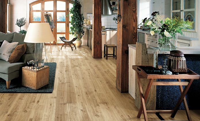 Паркетная доска Kahrs Смоланд Дуб Ведбо Vedbo 151NCSEK01KW240 Dynamic 2420×187×15 фото в интерьере Паркетная доска Kahrs Смоланд Дуб Ведбо Vedbo 151NCSEK01KW240 Dynamic 2420×187×15 фото в интерьере