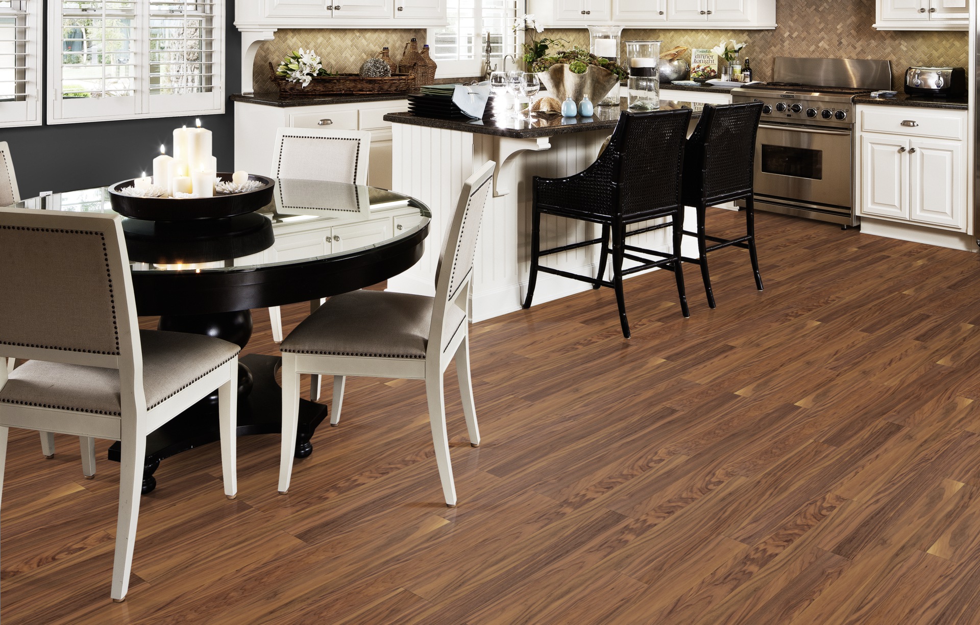 Паркетная доска Kahrs Юнити Орех Сад Garden 1200×125×10 фото в интерьере Паркетная доска Kahrs Юнити Орех Сад Garden 1200×125×10 фото в интерьере