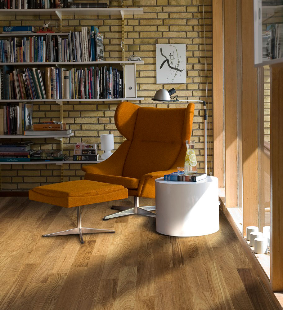 Паркетная доска Kahrs Европейская дуб Верона Verona 152N38EK09KW240 Variation 2423×200×15 фото в интерьере Паркетная доска Kahrs Европейская дуб Верона Verona 152N38EK09KW240 Variation 2423×200×15 фото в интерьере