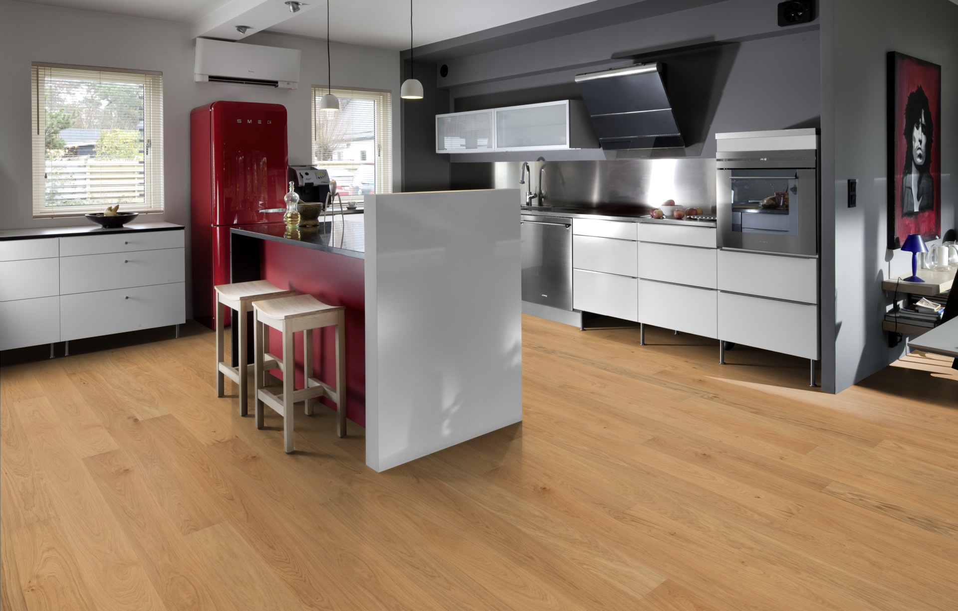 Паркетная доска Kahrs Европейская Дуб Хемпшир Hampshire 151L87EK09KW240 Lively 2420×187×15 фото в интерьере Паркетная доска Kahrs Европейская Дуб Хемпшир Hampshire 151L87EK09KW240 Lively 2420×187×15 фото в интерьере