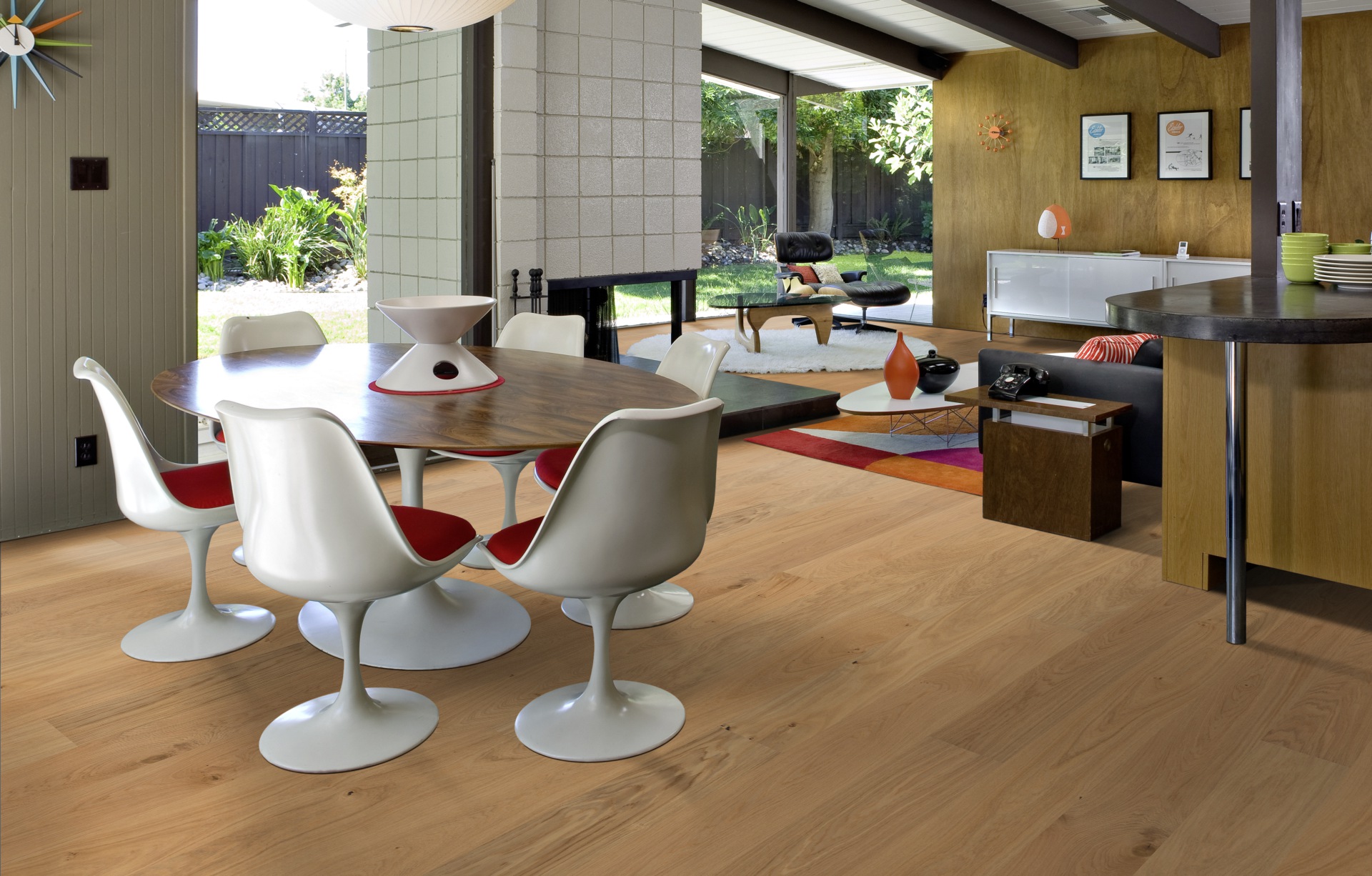 Паркетная доска Kahrs Европейская Дуб Хемпшир Hampshire 151L87EK09KW240 Lively 2420×187×15 фото в интерьере Паркетная доска Kahrs Европейская Дуб Хемпшир Hampshire 151L87EK09KW240 Lively 2420×187×15 фото в интерьере