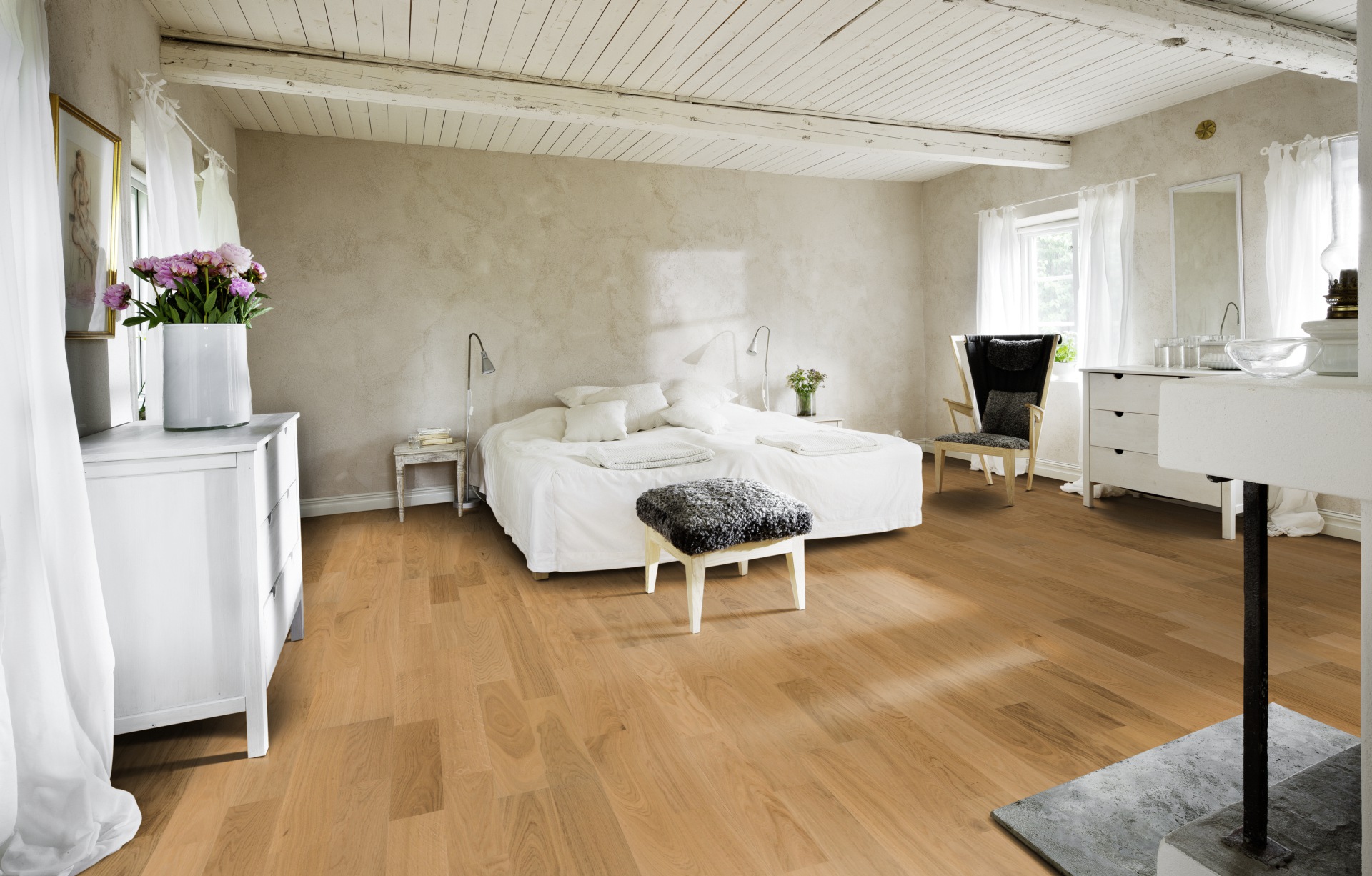 Паркетная доска Kahrs Европейская дуб Верона Verona 152N38EK09KW240 Variation 2423×200×15 фото в интерьере Паркетная доска Kahrs Европейская дуб Верона Verona 152N38EK09KW240 Variation 2423×200×15 фото в интерьере