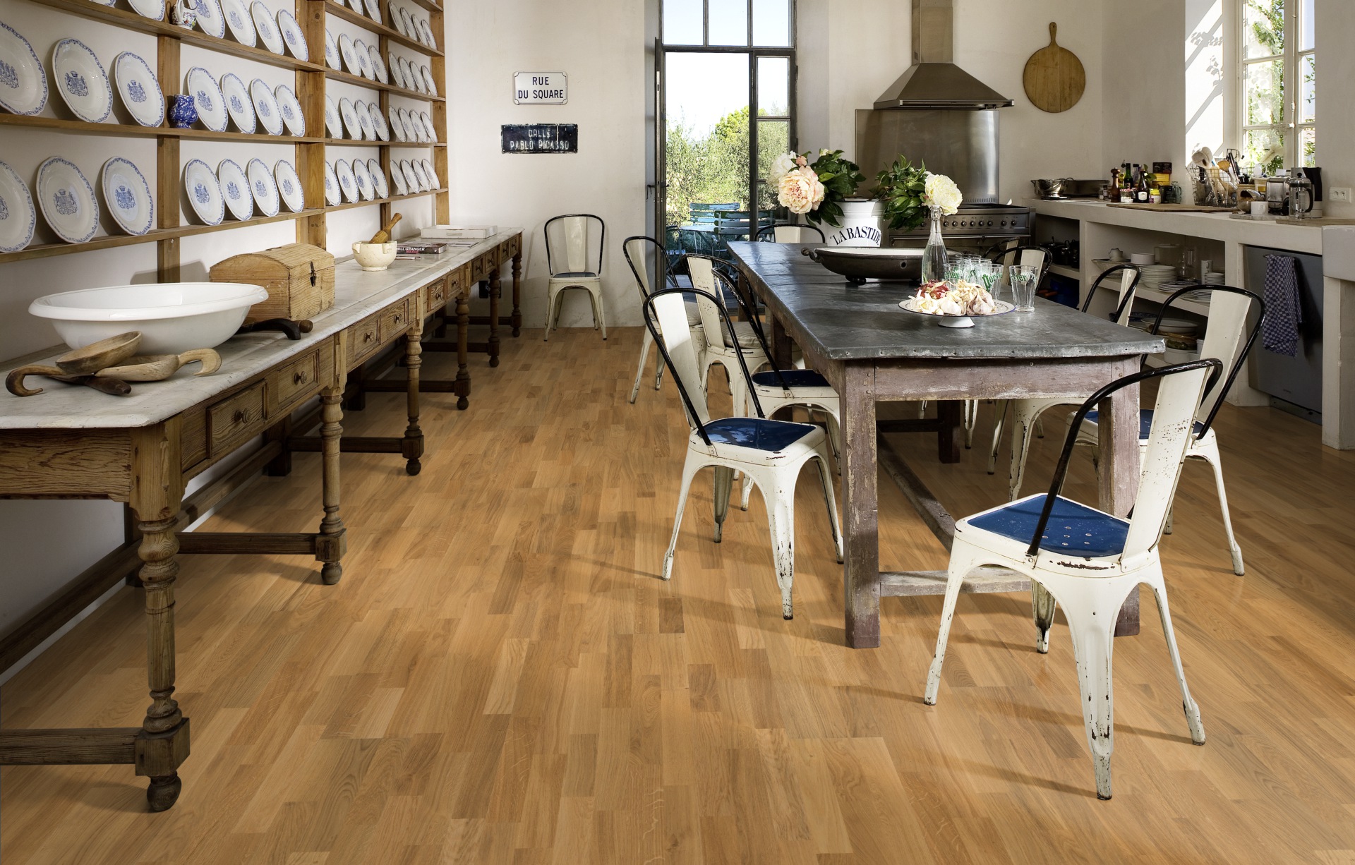 Паркетная доска Kahrs Европейская Дуб Сиена Siena 153N38EK09KW240 Variation 2423×200×15 фото в интерьере Паркетная доска Kahrs Европейская Дуб Сиена Siena 153N38EK09KW240 Variation 2423×200×15 фото в интерьере