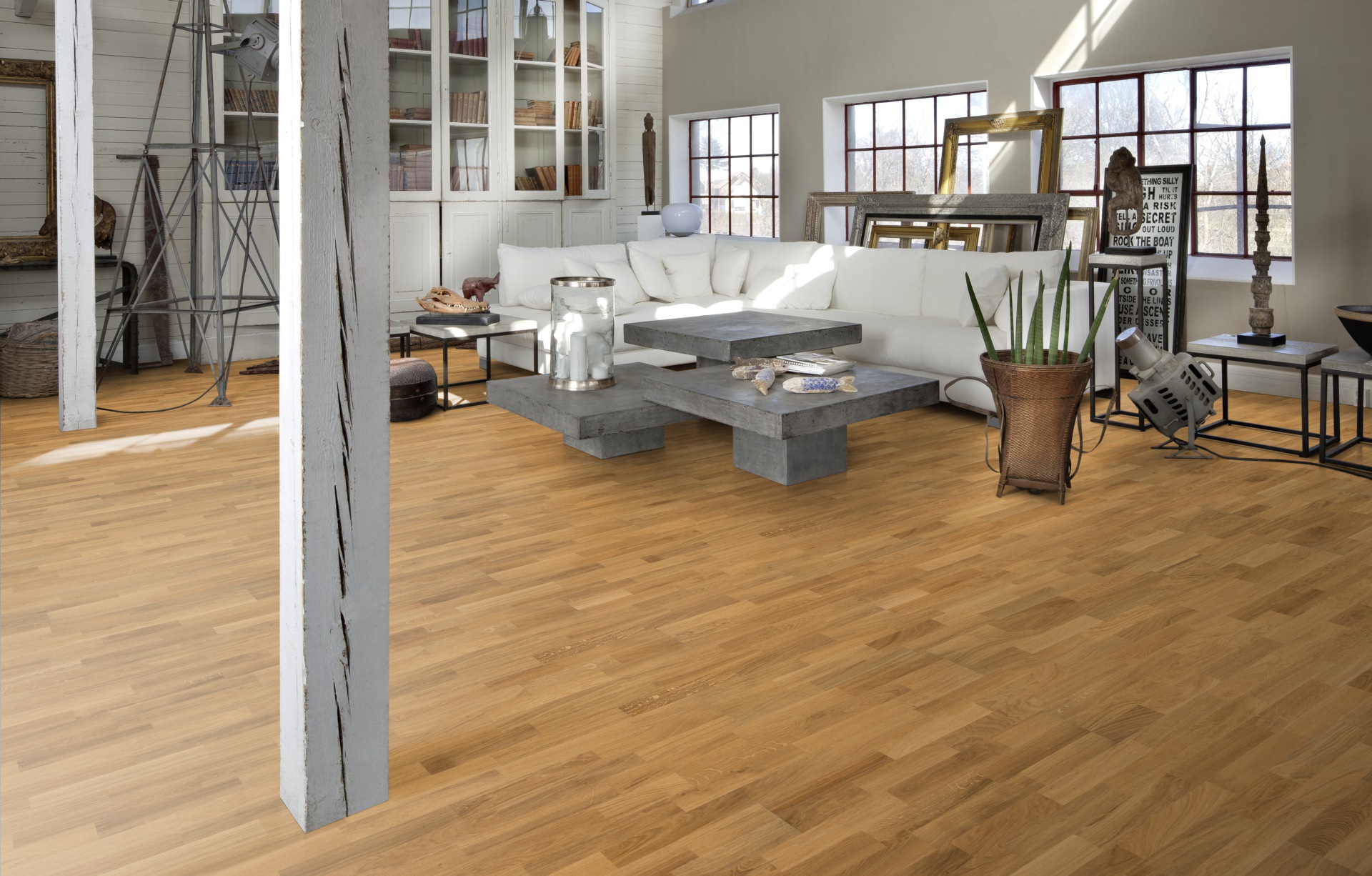 Паркетная доска Kahrs Европейская Дуб Сиена Siena 153N38EK09KW240 Variation 2423×200×15 фото в интерьере